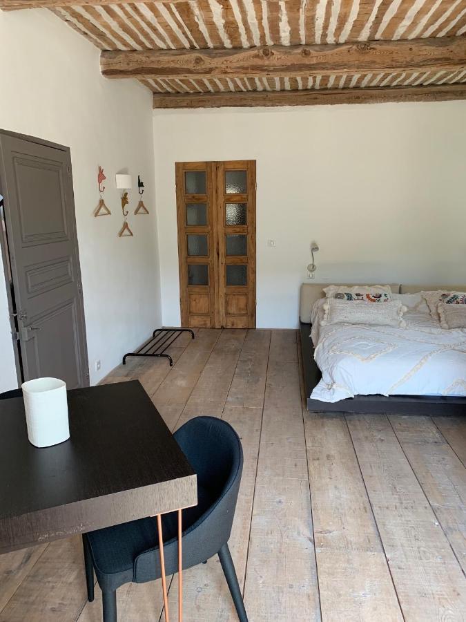 La Chambre D'Apolline Grambois Eksteriør billede